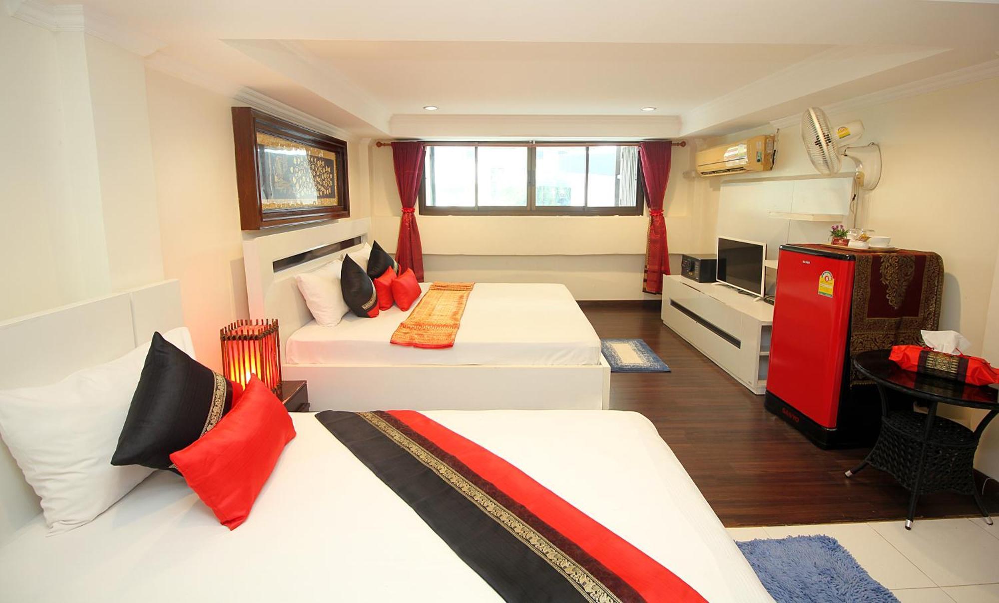Sky Silk Decoration House Hotel Patong Ngoại thất bức ảnh