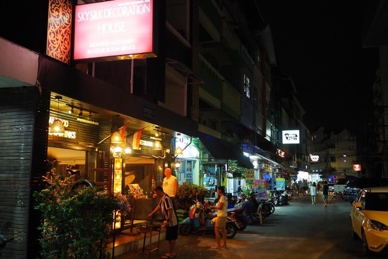 Sky Silk Decoration House Hotel Patong Ngoại thất bức ảnh